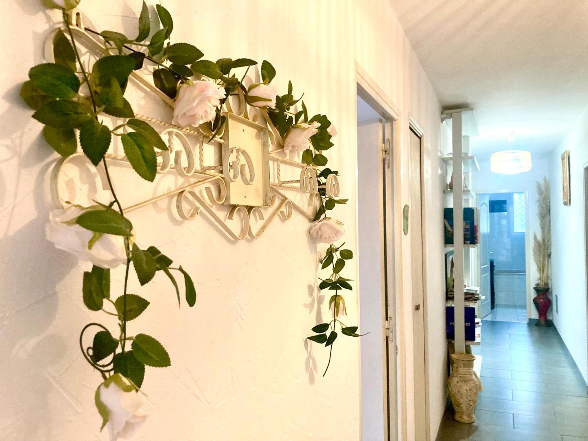 Villa 110M2, 7 Pers, Jacuzzi , 3 Chambres, Terrain Clos Et Arbore 2500M2 Треб Екстер'єр фото