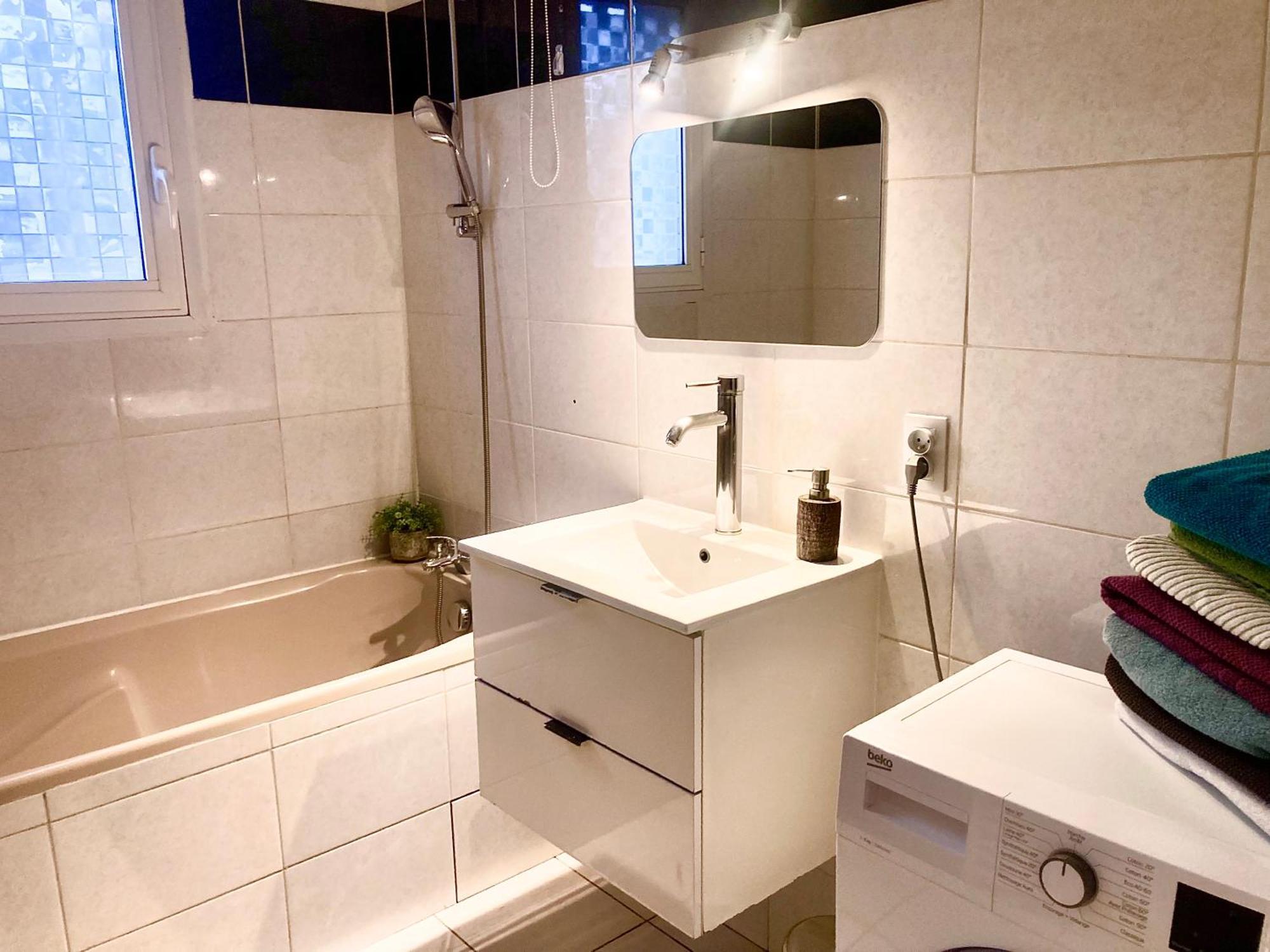 Villa 110M2, 7 Pers, Jacuzzi , 3 Chambres, Terrain Clos Et Arbore 2500M2 Треб Екстер'єр фото