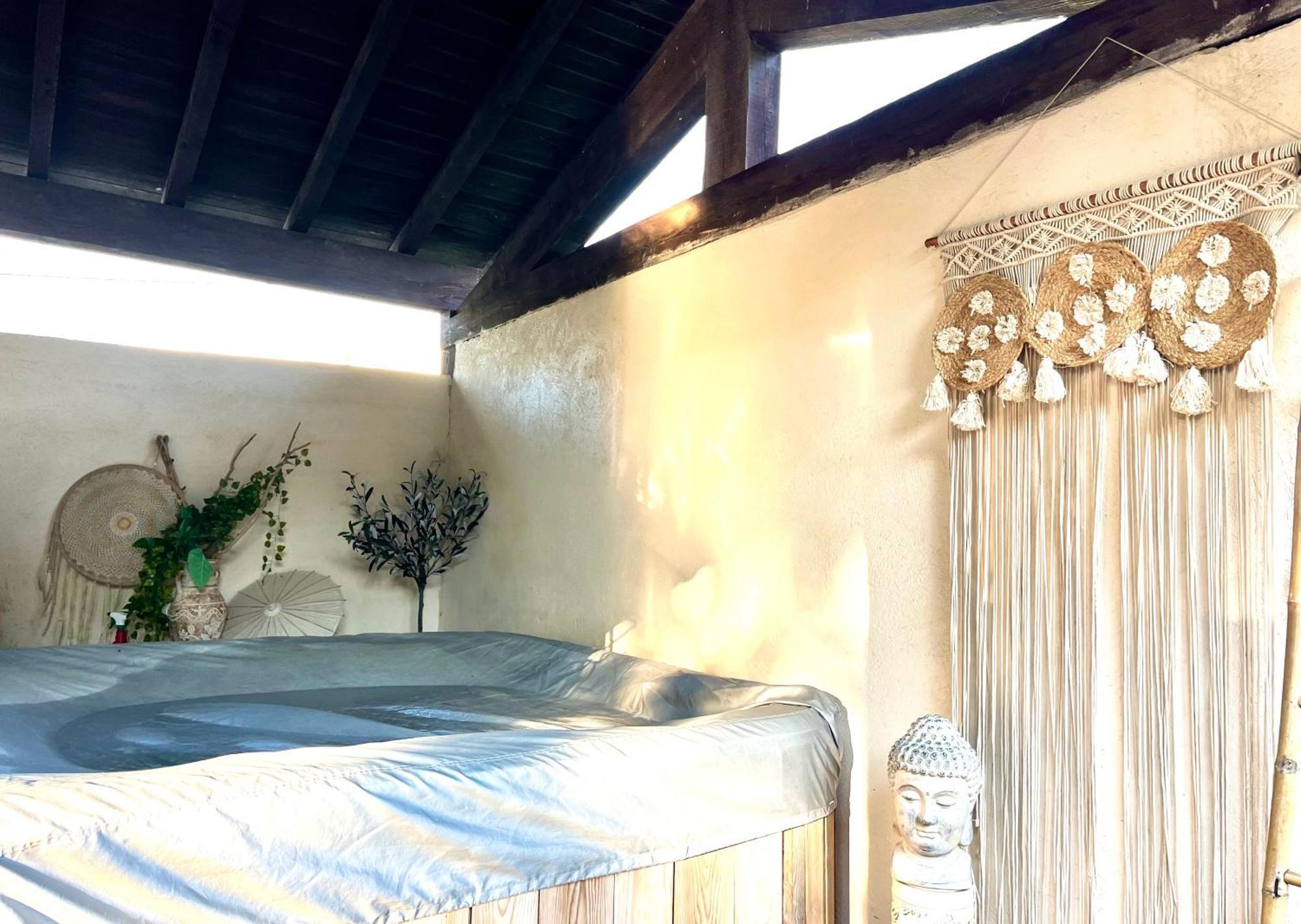 Villa 110M2, 7 Pers, Jacuzzi , 3 Chambres, Terrain Clos Et Arbore 2500M2 Треб Екстер'єр фото